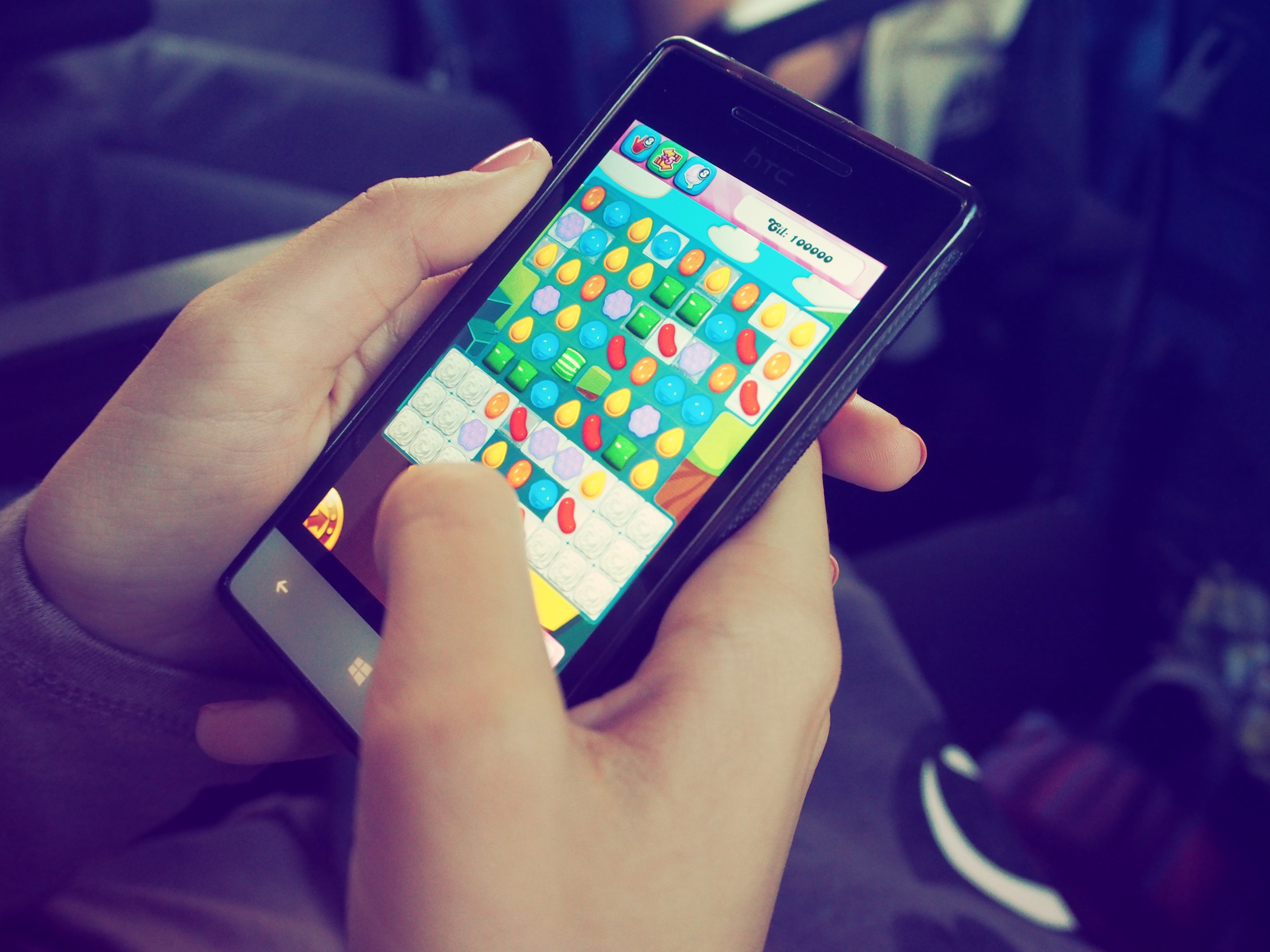 Mobile game design process guide